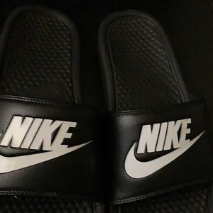 Nike slides